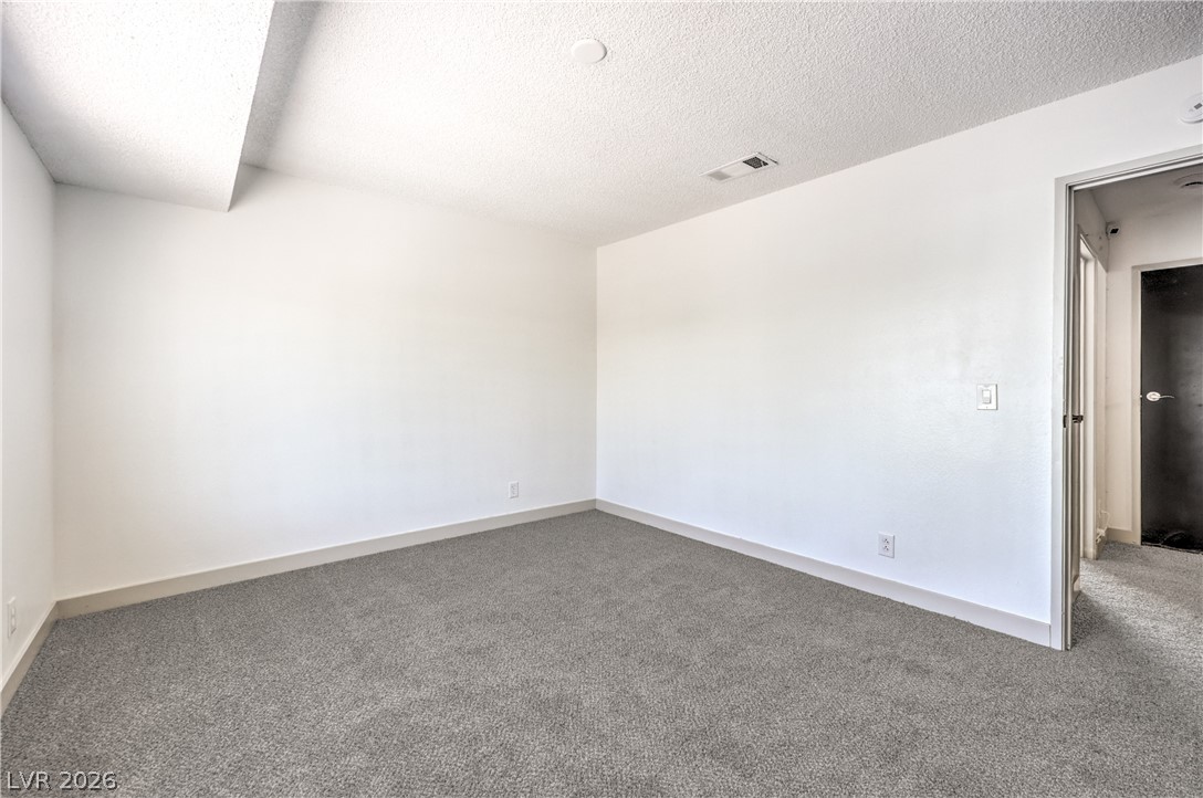 5086 Mountain Vista Street Las Vegas NV 89120