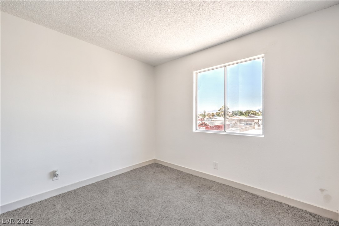 5086 Mountain Vista Street Las Vegas NV 89120