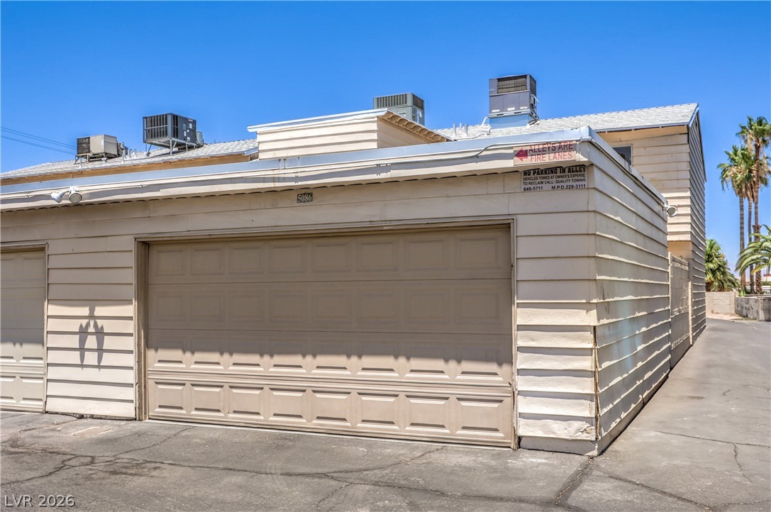 5086 Mountain Vista Street Las Vegas NV 89120