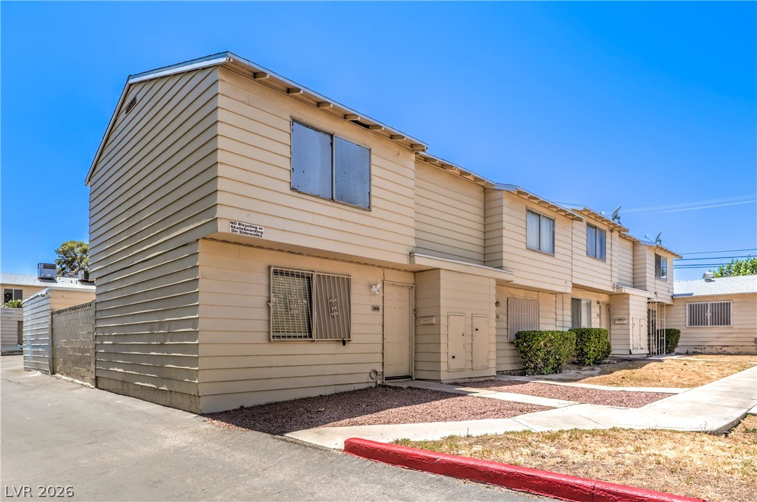 5086 Mountain Vista Street Las Vegas NV 89120