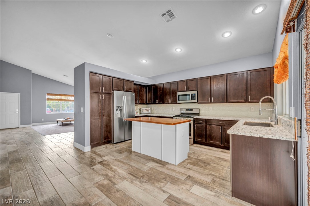 2421 Sunrise Springs Court North Las Vegas NV 89031