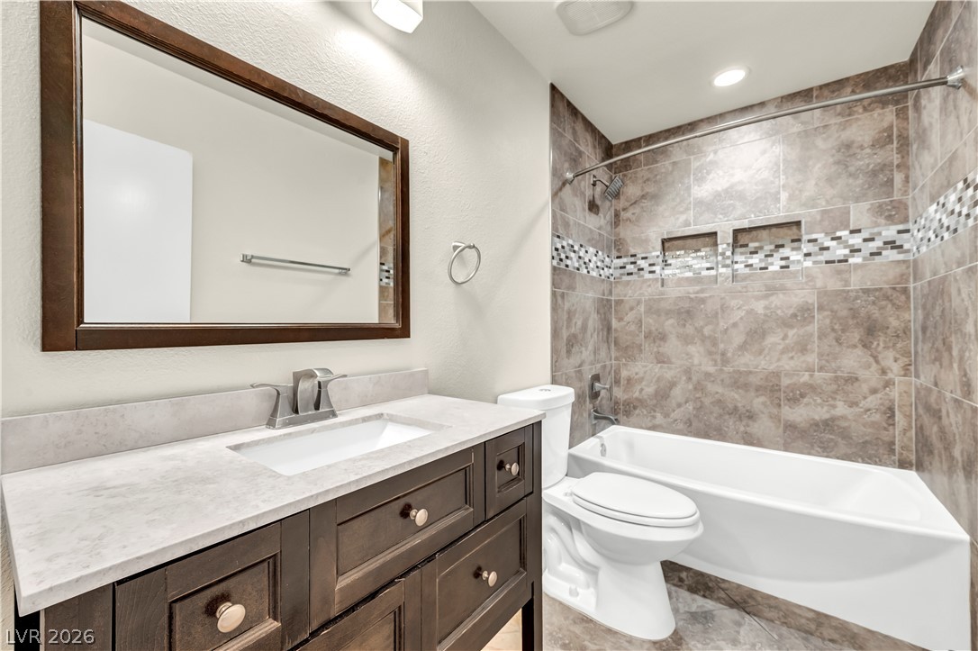8616 Majestic Pine Avenue Las Vegas NV 89143