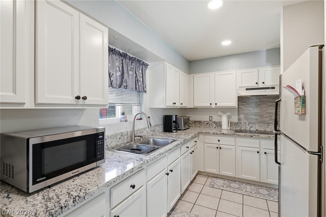 327 Arnold Street Las Vegas NV 89106