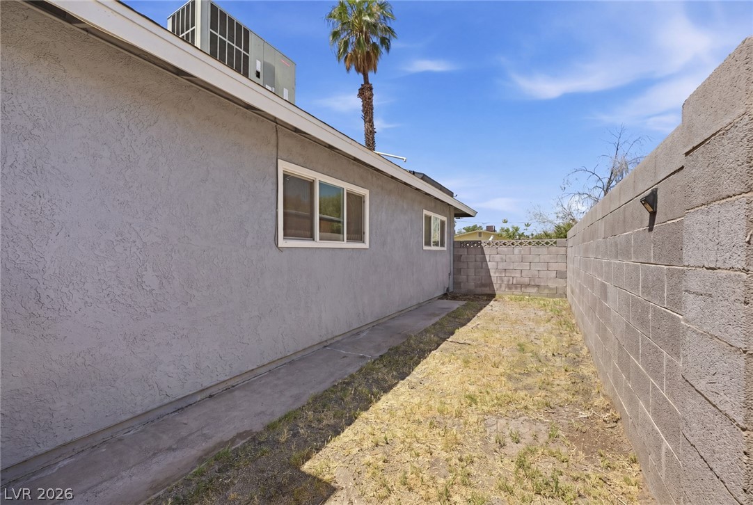 327 Arnold Street Las Vegas NV 89106