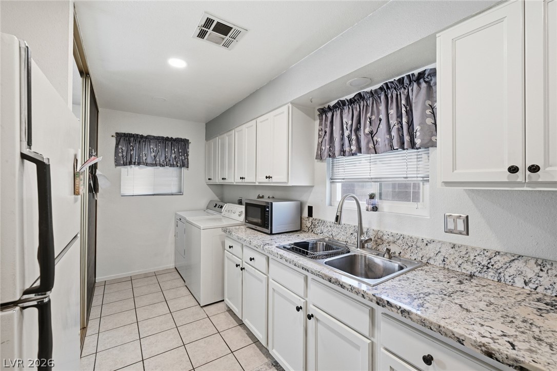 327 Arnold Street Las Vegas NV 89106