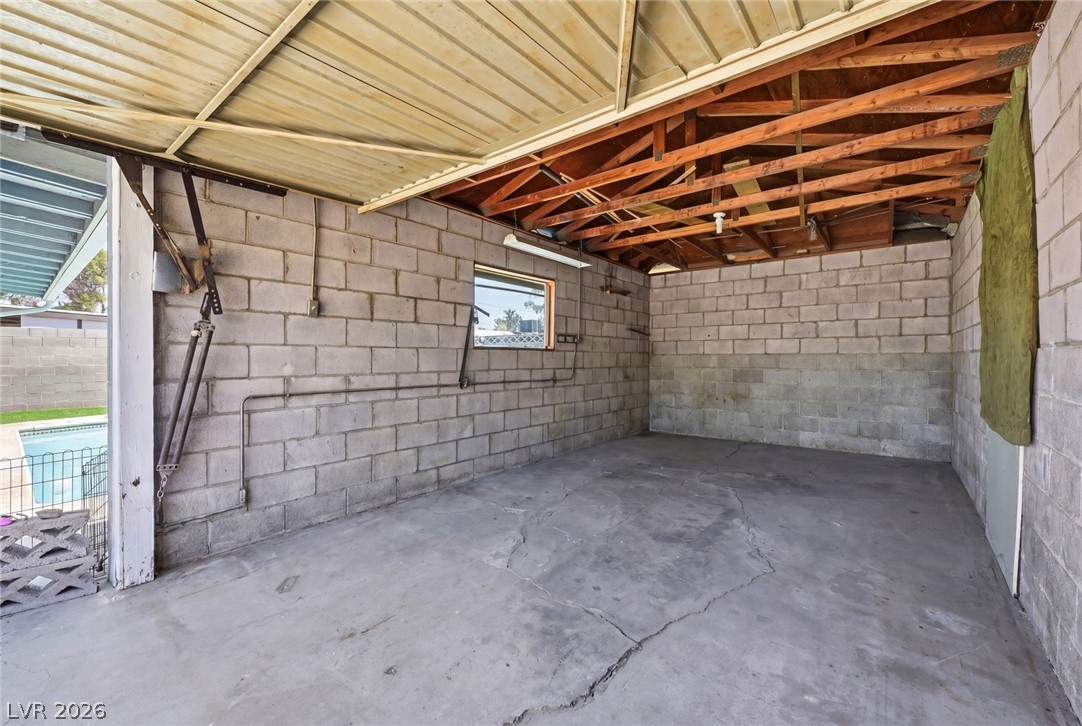327 Arnold Street Las Vegas NV 89106