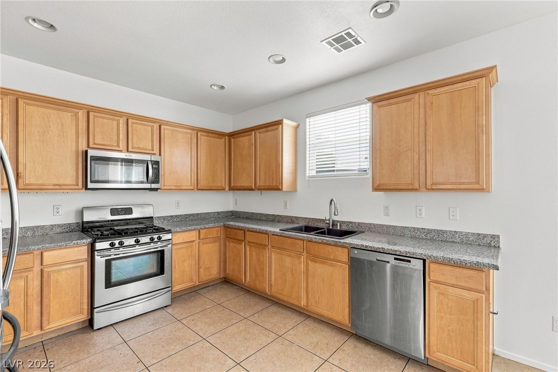 1213 High Altitude Avenue North Las Vegas NV 89032