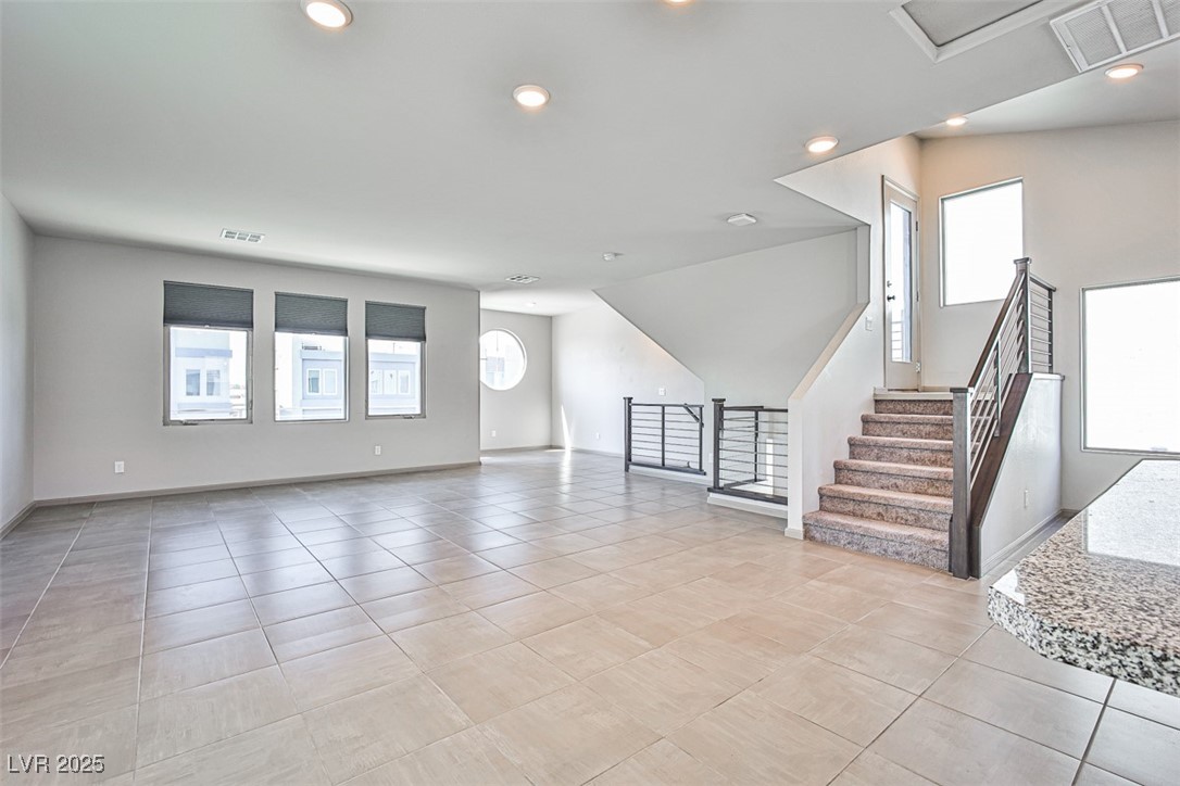 8052 Haywood Estate Avenue Las Vegas NV 89113