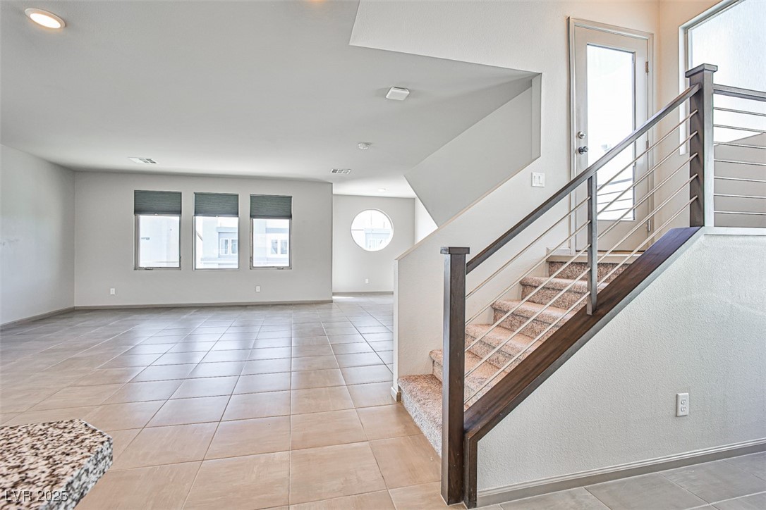 8052 Haywood Estate Avenue Las Vegas NV 89113