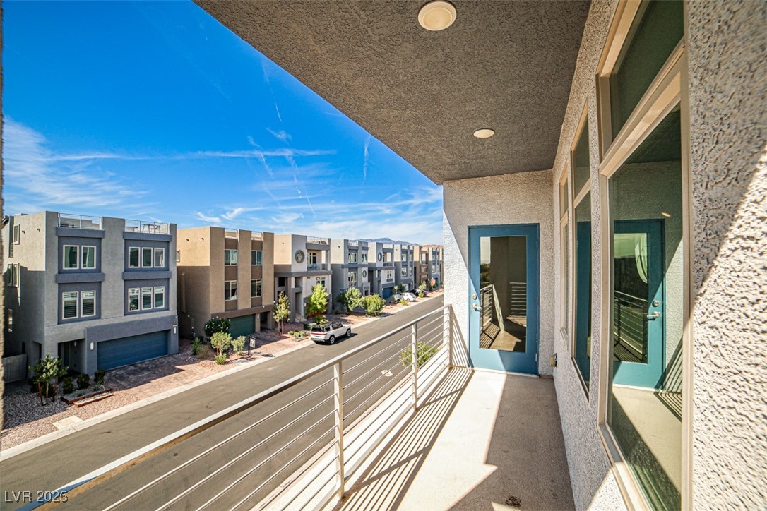 8052 Haywood Estate Avenue Las Vegas NV 89113