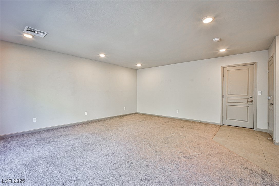 8052 Haywood Estate Avenue Las Vegas NV 89113