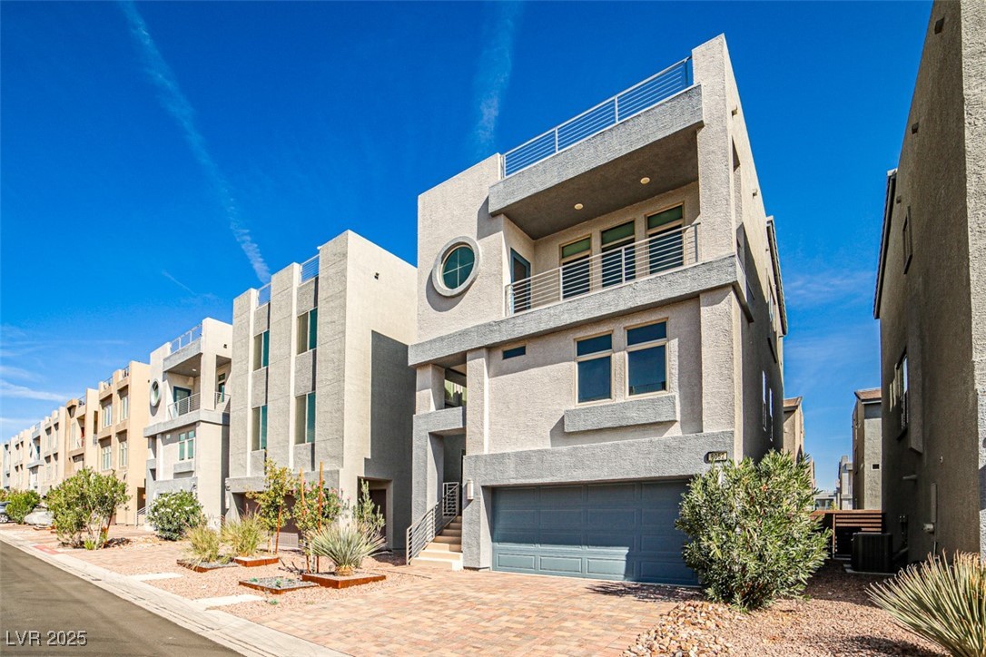 8052 Haywood Estate Avenue Las Vegas NV 89113