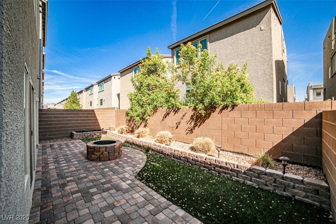 8052 Haywood Estate Avenue Las Vegas NV 89113