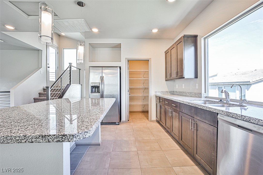 8052 Haywood Estate Avenue Las Vegas NV 89113