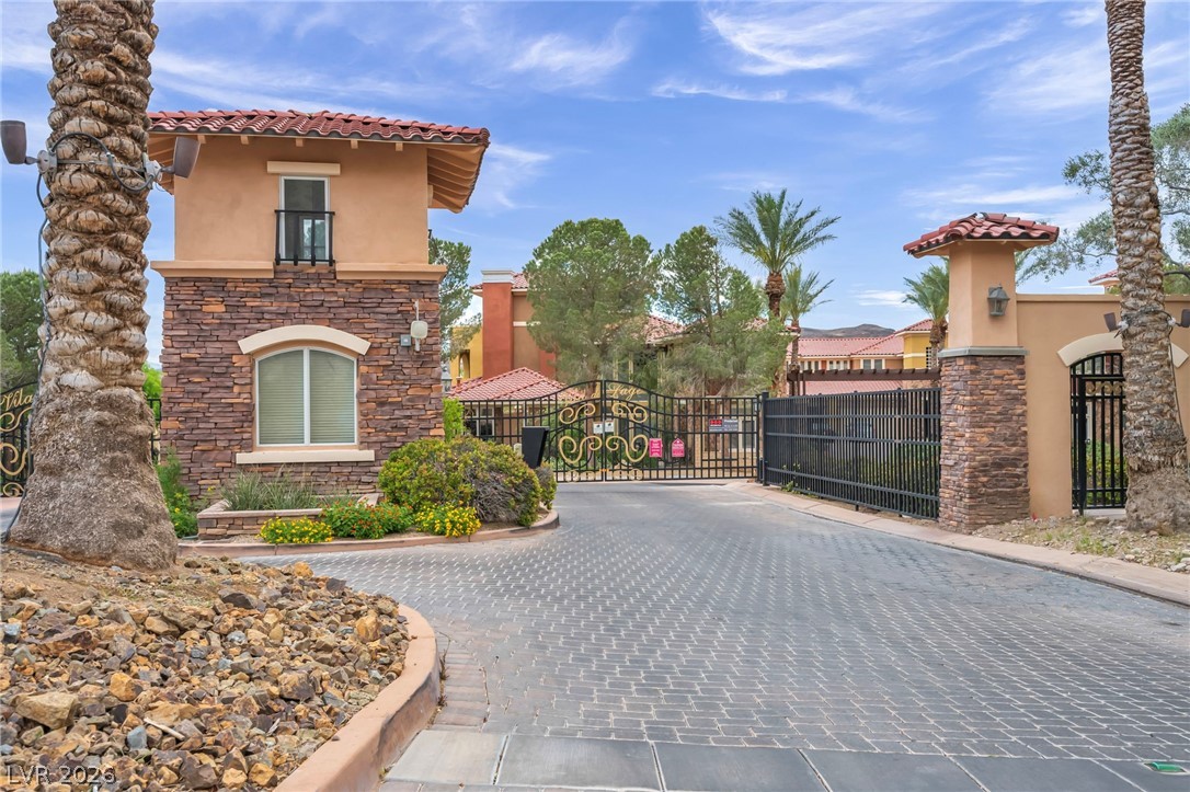 23 Cerchio Basso Henderson NV 89011