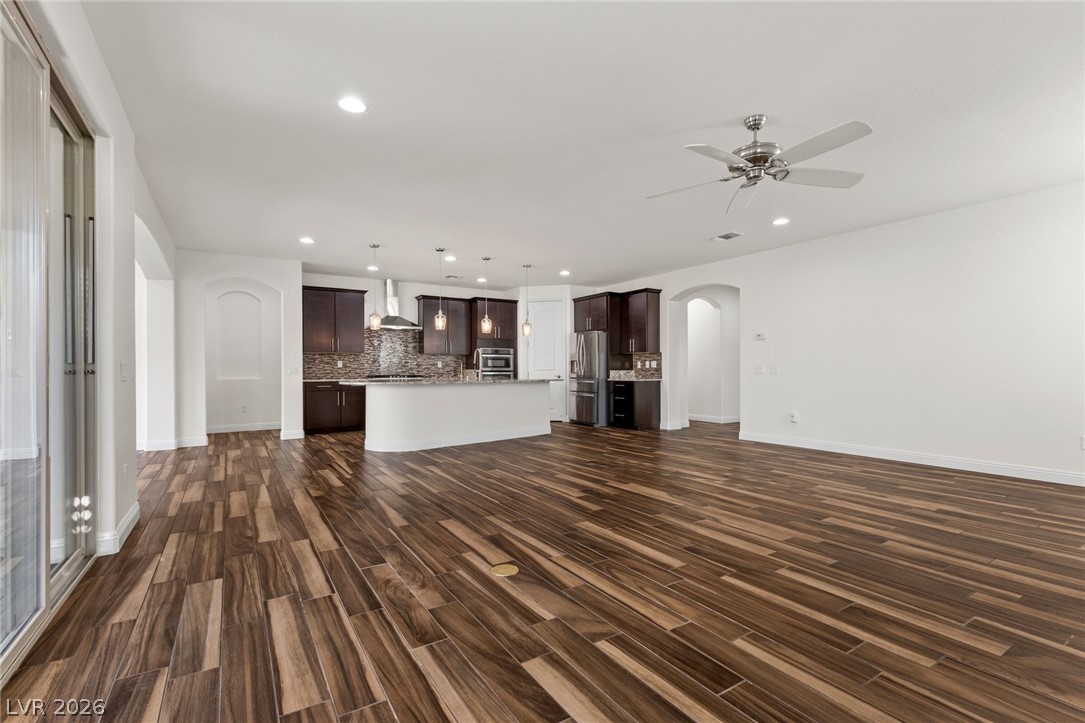 9982 Peaceful Peaks Avenue Las Vegas NV 89166
