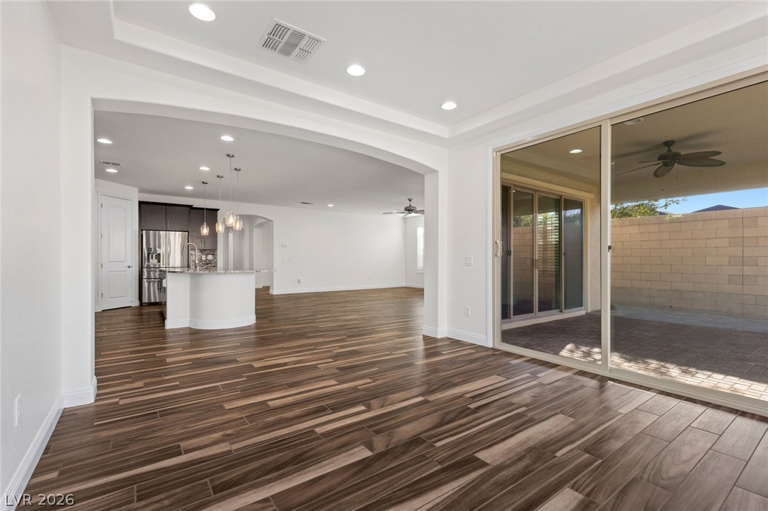 9982 Peaceful Peaks Avenue Las Vegas NV 89166