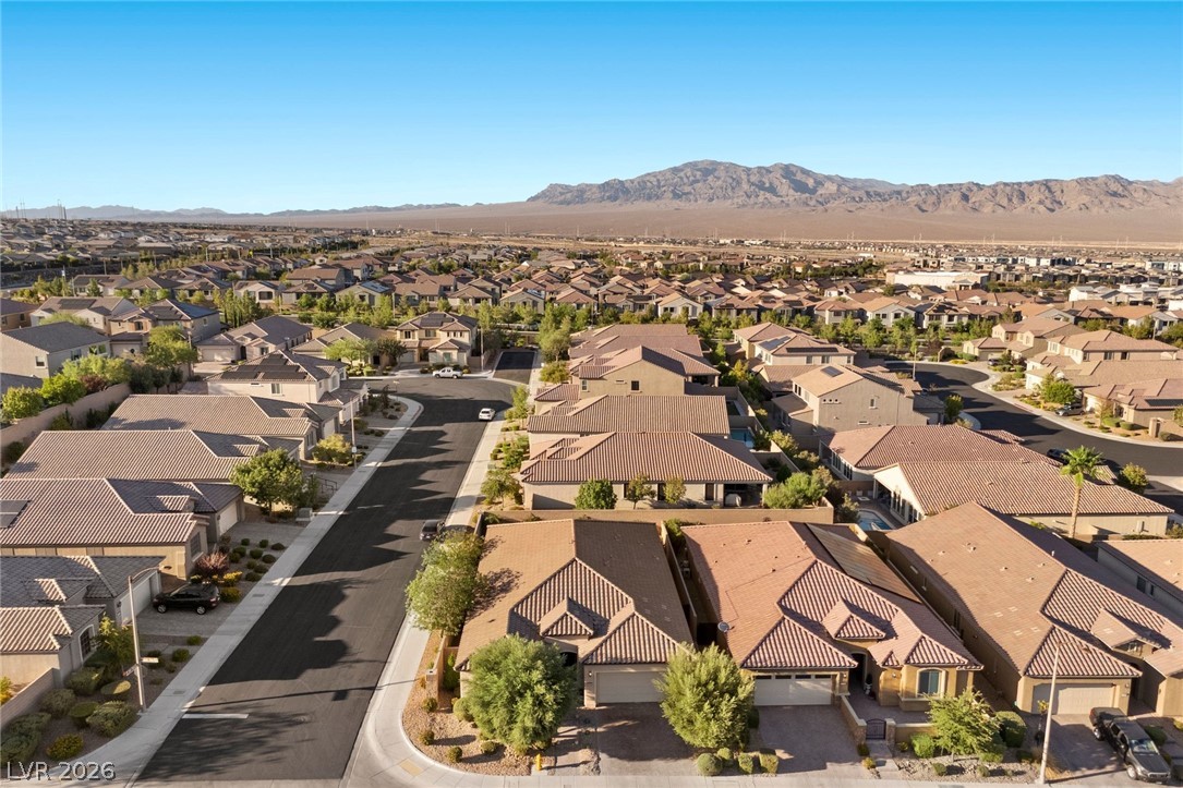 9982 Peaceful Peaks Avenue Las Vegas NV 89166