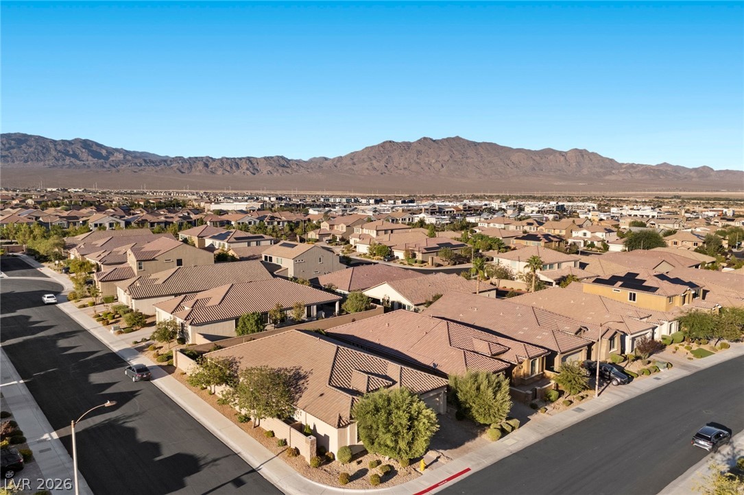 9982 Peaceful Peaks Avenue Las Vegas NV 89166