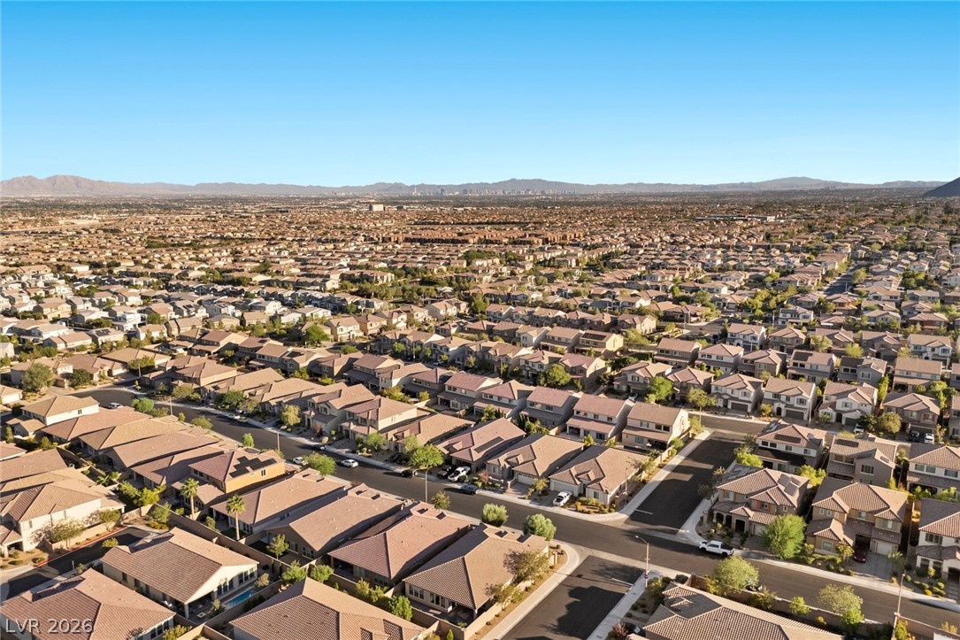 9982 Peaceful Peaks Avenue Las Vegas NV 89166