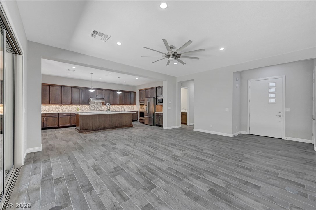 6709 Titanium Crest Street Las Vegas NV 89148