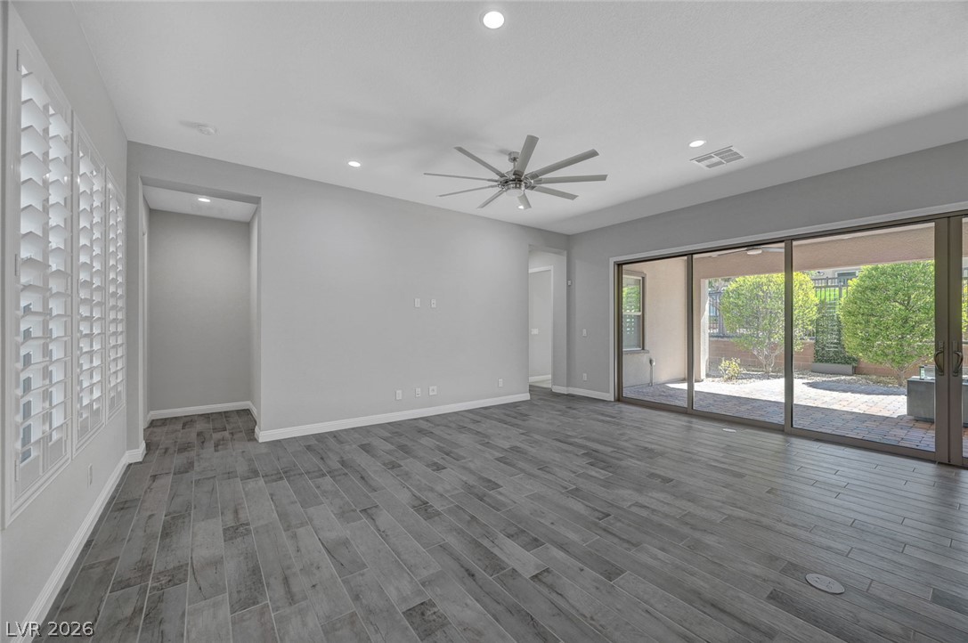 6709 Titanium Crest Street Las Vegas NV 89148