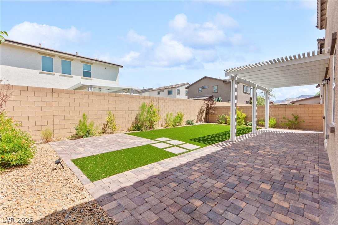 528 Sunny Pointe Street Henderson NV 89011