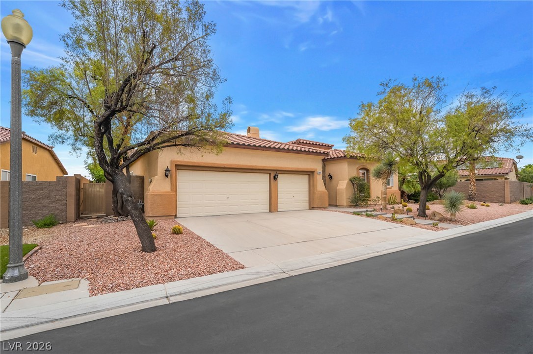 7904 Galloping Hills Street Las Vegas NV 89113