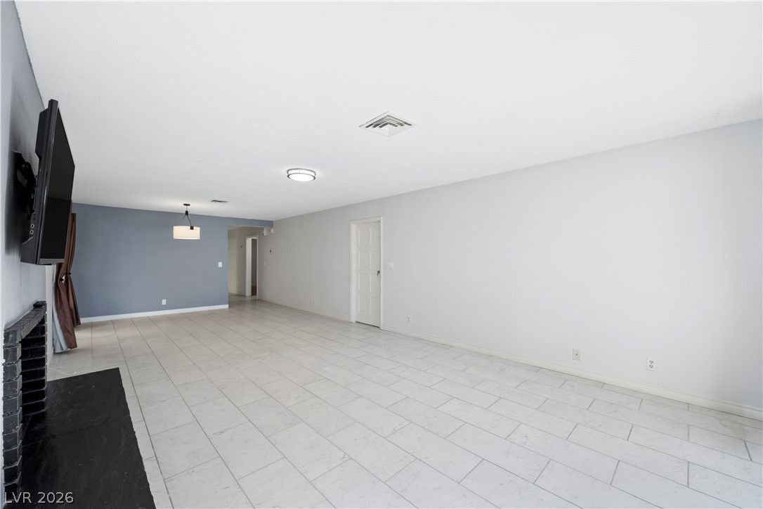 3009 Plaza De Rosa Las Vegas NV 89102