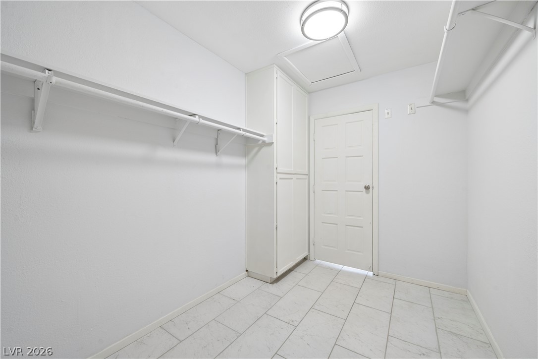 3009 Plaza De Rosa Las Vegas NV 89102