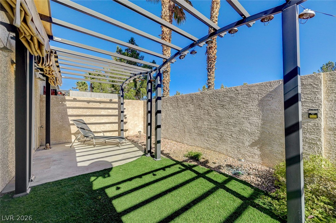 5060 Shadow River Street Las Vegas NV 89148