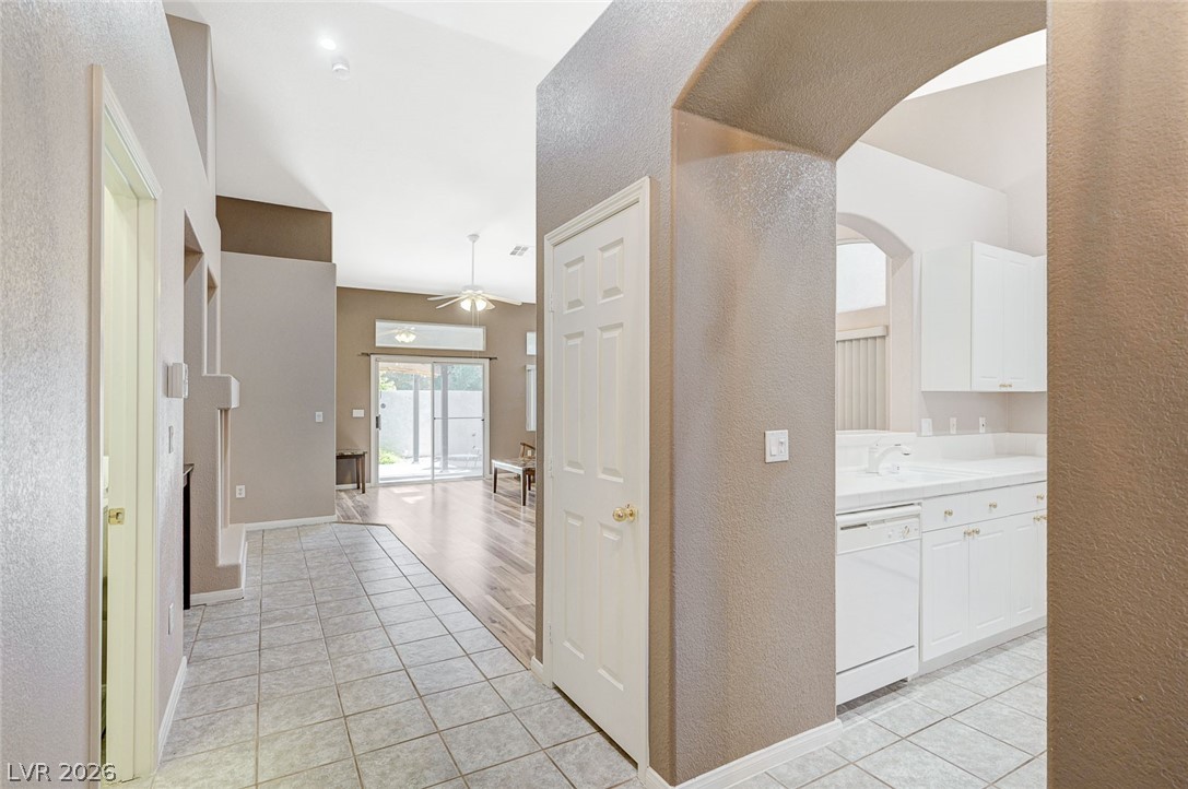 5060 Shadow River Street Las Vegas NV 89148