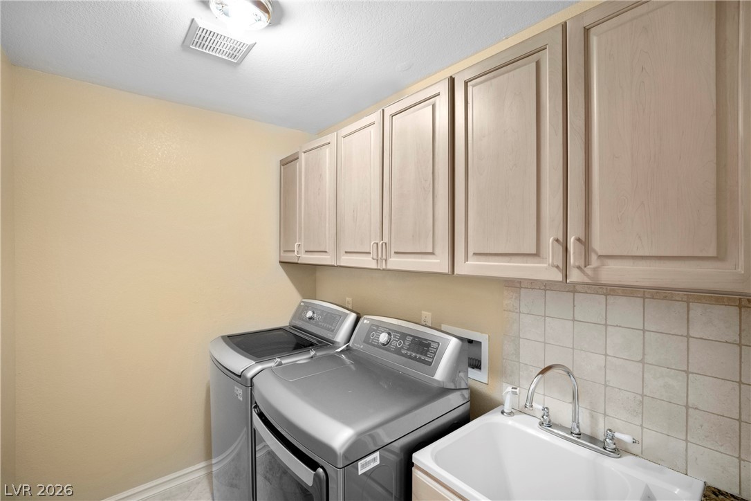 1021 Geranium Drive Henderson NV 89011