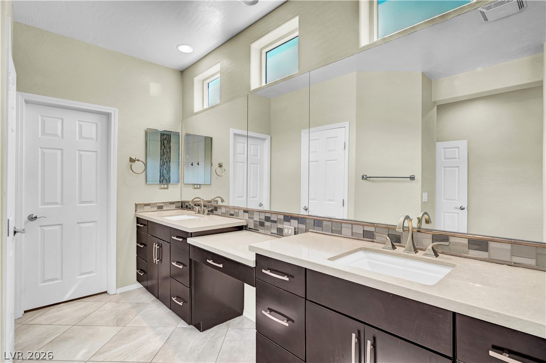 3816 Greenbriar Bluff Avenue North Las Vegas NV 89081