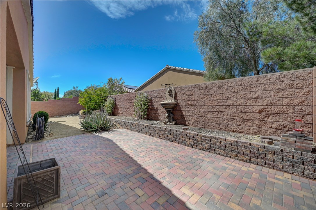 3816 Greenbriar Bluff Avenue North Las Vegas NV 89081