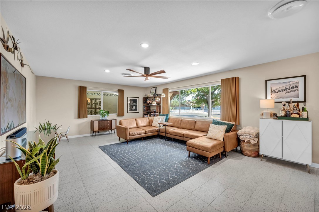 2916 Colanthe Avenue Las Vegas NV 89102
