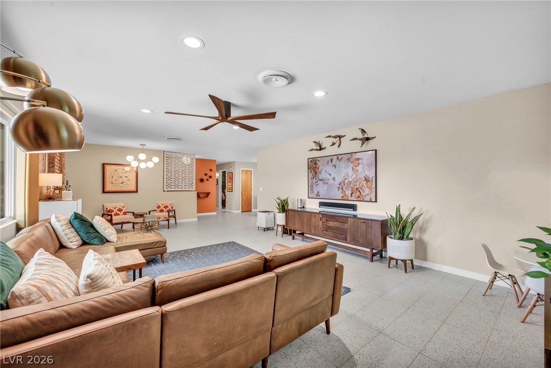 2916 Colanthe Avenue Las Vegas NV 89102