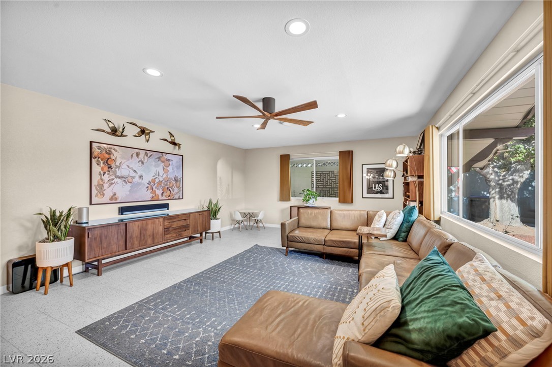 2916 Colanthe Avenue Las Vegas NV 89102