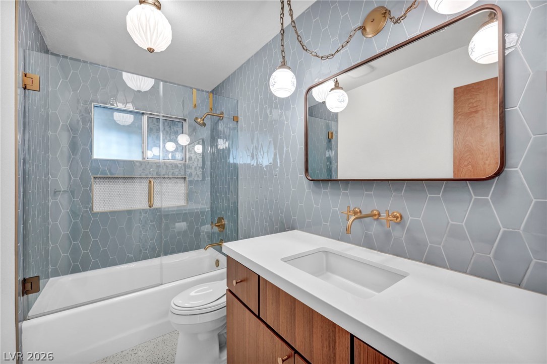 2916 Colanthe Avenue Las Vegas NV 89102