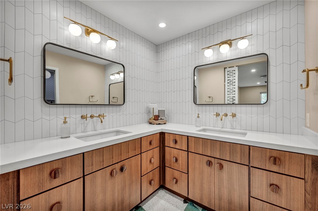 2916 Colanthe Avenue Las Vegas NV 89102