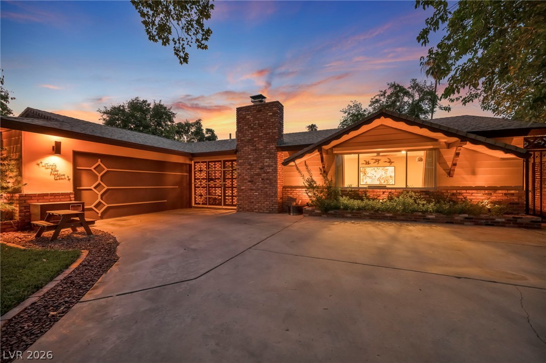 2916 Colanthe Avenue Las Vegas NV 89102