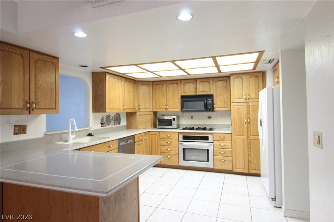 3320 Delderfield Avenue Las Vegas NV 89121