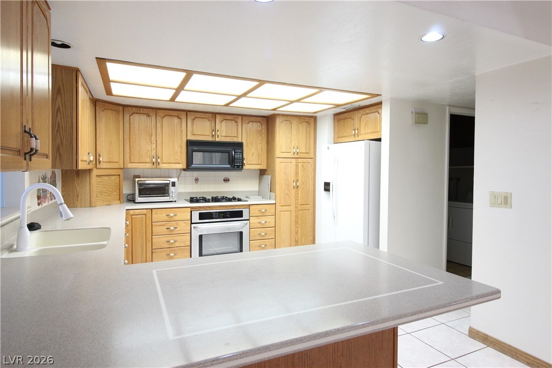3320 Delderfield Avenue Las Vegas NV 89121
