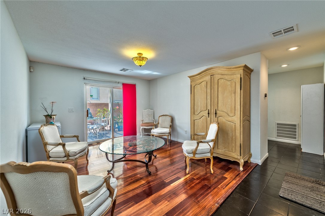 29 Marble Apex Avenue North Las Vegas NV 89031