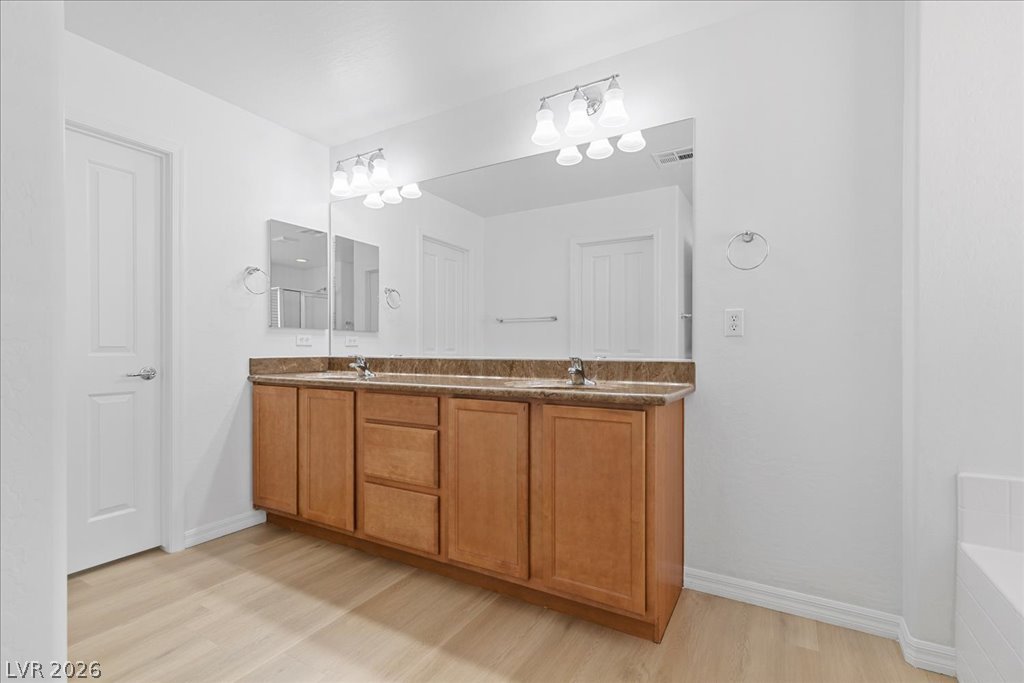 8262 Arden Landing Place Las Vegas NV 89117