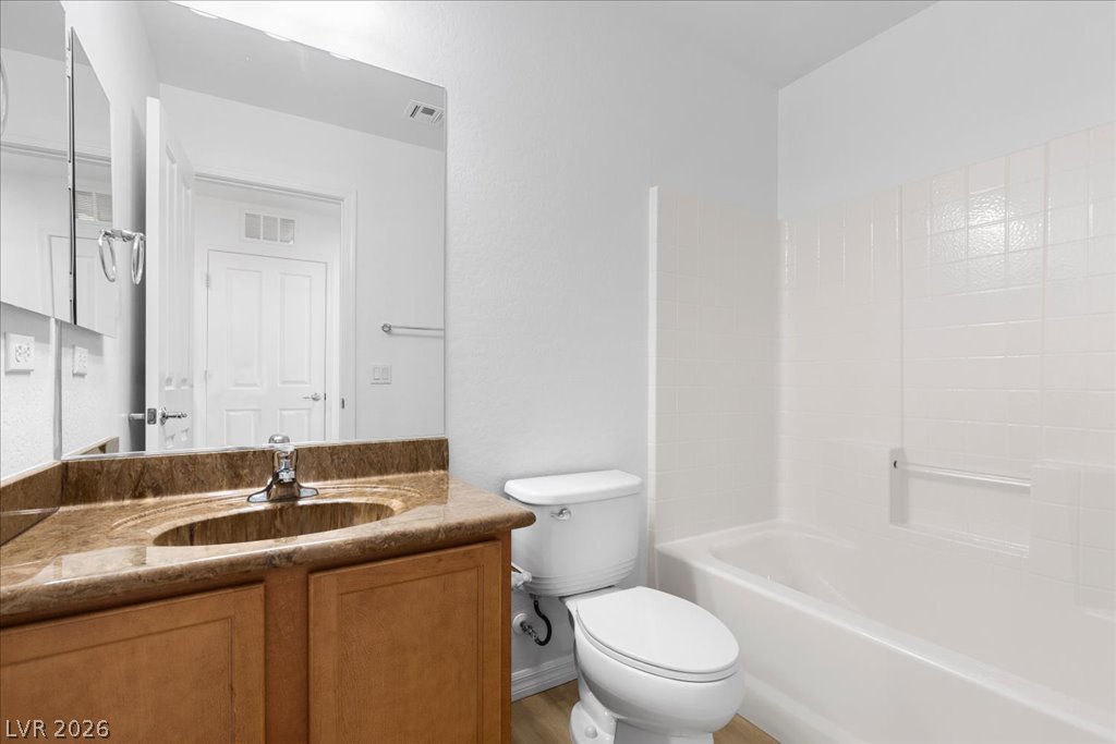 8262 Arden Landing Place Las Vegas NV 89117