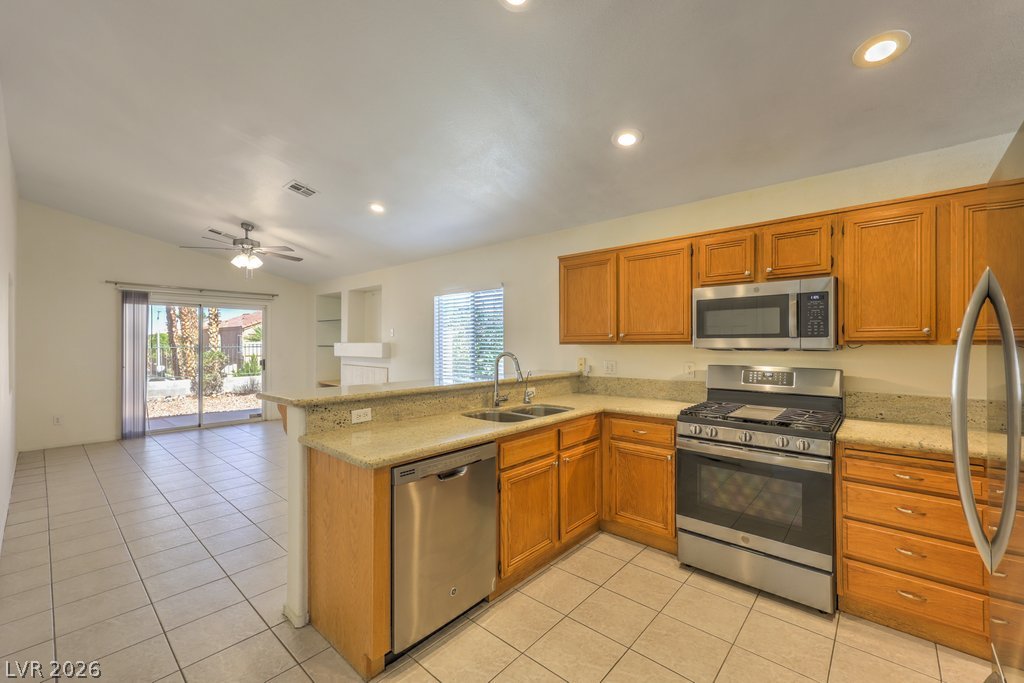 3186 Castle Canyon Avenue Henderson NV 89052