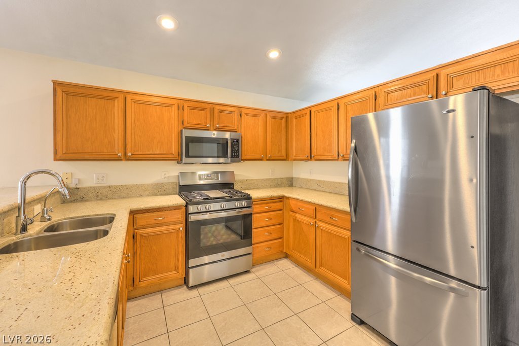 3186 Castle Canyon Avenue Henderson NV 89052