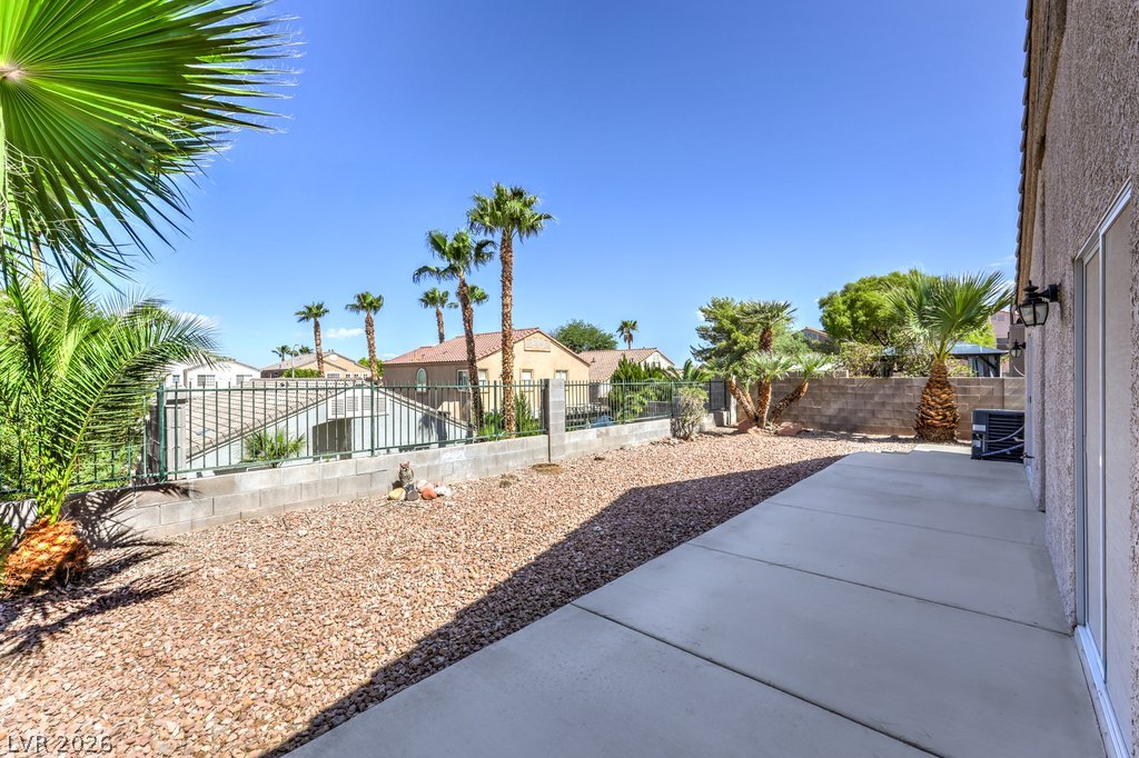 3186 Castle Canyon Avenue Henderson NV 89052