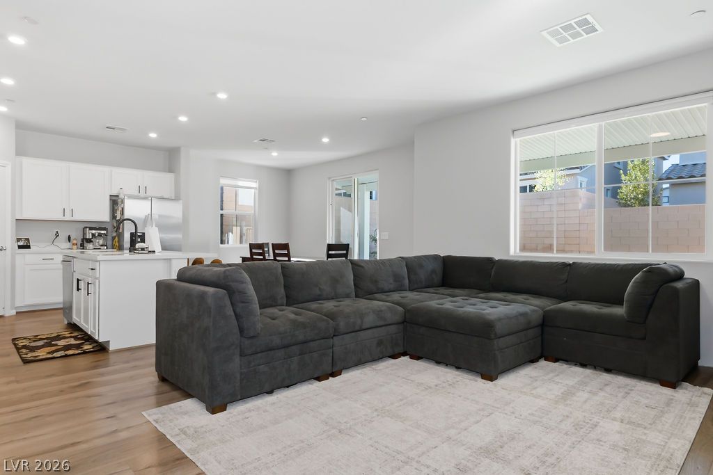 10950 Fennel Avenue Las Vegas NV 89166